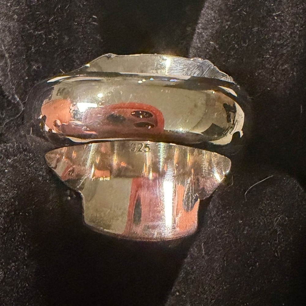 The Travis Barker x Clocks + Colour "Guardian" Skull Ring Sterling Silver - Picture 5 of 5